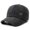 Estilo Nuevo de Invierno para Hombres de Mediana Edad y Mayores, con Forro de Terciopelo Grueso, Resistente al Frío, Gorra de Béisbol, Protección para los Oídos al Aire Libre, Gorra Cálida de Pico de Pato, Gorro de Algodón a Prueba de Viento