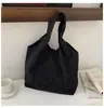 Bolsa de Hombro Bordada con Letras Estilo Coreano para Mujer, Bolso de Mano Ligero de Nylon de Gran Capacidad Nuevo, Bolso Cruzado Casual para el Hombro