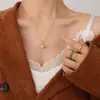 Nova Colar Pingente Quadrado Estéreo Ins Japonês e Coreano Titânio Banhado a Ouro Verdadeiro 18K Chapeuzinho Vermelho Rede Social Corrente da Clavícula P697