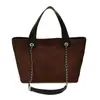 Bolso tote nuevo 2026 de gran capacidad, chic sin esfuerzo, versátil con un aire otoño/invierno, un bolso de axila de nicho