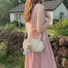 Bolsa de Bowling Portátil Coreana para Mulheres 2026 Novo Estilo Chic do Dia a Dia Bolsa de Ombro Único Transversal Simples Super Popular Bolsa Almofada