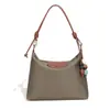 Bolsa Tote Minimalista de Nylon para o Dia a Dia, Bolsa Transversal Casual Hobo, Bolsa Dumpling com Textura de Alta Qualidade, Bolsa de Ombro Único
