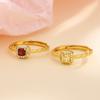 Anel de Açúcar Quadrado Pequeno Diamante Amarelo Super Flash Livro da Chapeuzinho Vermelho Estilo Retro Meio Antigo Vermelho Romã Série Quadrada Pequena Torcida Anel de Dedo para Mulheres