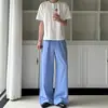 Design clássico xadrez, calça simples e de secagem rápida para homens, com corte relaxed e clean, estilo de perna reta e larga, e design casual versátil.