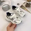 Zapatos Deportivos Casuales para Niños 2026 Primavera y Otoño Nuevos Malla Transpirable Tenis para Niños Casuales Zapatos de Papá para Niñas