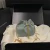 Bolso tipo cubo de pana con cordón estilo coreano para mujer, Bolso cruzado pequeño con cadena decorada con perlas, Bolso pequeño de cordón estilo retro