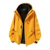 Jaqueta de montanhismo à prova de vento e água de mercadorias de Fujian para mulheres, outono e inverno, três em um, forro destacável, jaqueta de roupa para atividades ao ar livre