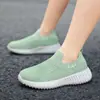 Sapatos Infantis 2026 Primavera e Outono Novos Slip-on Respiráveis de Malha Tênis de Corrida Sapatos para Meninos Tênis Esportivo de Malha para Meninos