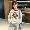 Camiseta a rayas elegante de manga larga para niñas, nueva moda de primavera y otoño, camiseta básica de cuello redondo estilo coreano para niños mayores