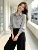 Camisa de Manga Longa Cor Sólida Feminina Outono 2026 Novo Estilo Temperamento para o Trabalho Camisa de Manga Longa Pequena Moda Versátil Top
