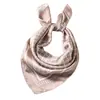 Bufanda de Cuadros Geométricos Simples Bufanda de Seda Bufanda Cuadrada de 70 cm Bufanda Decorativa de Primavera y Verano para Mujer Bufanda Cervical