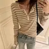 Suéter de punto a rayas cuello en V, estilo coreano, de tela de terciopelo Andy, camiseta versátil de manga larga con medio cuello abierto para mujer, para primavera y otoño