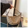Bolso de Hombro Cruzado Europeo y Americano Estilo Motociclista con Remaches, Bolso de Moda Dulce y Fresco Estilo 'Hot Girl' para el Día a Día, Bolso Cruzado Personalizado de Hombro Único