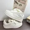 Tênis Casuais Estudantis de Design Nicho Estilo Coreano Tendência Inverno 2026 Novo Estilo Harajuku Hong Kong Street Style Sapatos Pão para Mulheres