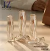 Servicio de Pedidos Jinze: Forma de Cuadrado Irregular, Se Puede Colgar con una Cadena, Tubo de Brillo de Labios, Material de Empaque de Plástico PETG/AS