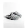 Zapatos Birkenstock Retro de Felpa con Suela Gruesa para Mujer 2025 Nuevos Otoño e Invierno Calientes con Hebilla Zapatos Peludos Zapatillas de Punta Cerrada para Uso en Exteriores