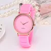 Comercio Exterior Venta Caliente Cinta de Silicona Reloj de Mujer Moda Casual Moderno Reloj Ultra Delgado para Mujer Reloj Simple de Cuarzo para Mujer