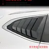Adecuado para 17-21 Honda CRV persianas traseras Haoying ventilación de ventana decoración exterior de triángulo trasero modificación
