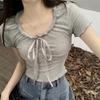Camiseta de Manga Curta com Decote em V Estilo Pure Lust para Mulheres Verão 2025 Nova Top Curto Sexy Slim e Chique
