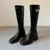 Botas acima do joelho plus size 2026 novo modelo de salto alto versátil moderno fivela de cinto botas finas botas altas de montaria