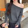 Top de punto de manga larga con hombros descubiertos estilo coreano para mujer, otoño 2024, nuevo, ajustado, con hombros descubiertos y combinable