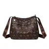 Bolso cruzado de hombro pequeño tipo cubo clásico transfronterizo para mujer, mochila retro de moda de gran capacidad para el trabajo y el commute de mujer