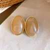 Caja de Colección de Ornamentos AntiguosAretes de Tachuela con Colgante Geométrico de Resina Aretes de Lujo Ligero con Sensación de Alta Gama Diseño Simple de Moda Joyería para Orejas