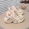 Zapatos Casuales tipo Papá para Niñas 2025 Otoño Nuevos Zapatos Infantiles Tenis de Suela Suave Tenis de Malla Sencilla para Bebé Niña