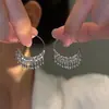 Ganchos de Orelha com Franjas de Zircônia Super Brilhantes, Brincos Simples Versáteis Exquisitos e Modernos, Brincos de Luxo Leve de Alta Qualidade com um Design Único