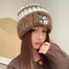 Chapéu de tricô fofo bordado com filhote, que faz o rosto parecer menor, chapéu versátil estilo coreano para mulheres, chapéu turbante de moda para outono e inverno