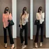 Pantalones acampanados cropped de cintura alta nuevos para otoño para mujer, con diseño de pliegues verticales elásticos compuestos de doble capa para alargar las piernas