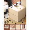 Mesita de noche madera maciza hogar dormitorio 2025 nuevo pequeño vintage estilo crema moderno minimalista armario de almacenamiento de noche