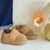 Sapatos de Algodão para Bebê Outono e Inverno Novo Modelo 2025 Sapatos Forrados com Fleece para Crianças Meninos e Meninas Botas de Neve com Biqueira Dividida Falsa Sapatos de Algodão Duplo Birkenstock