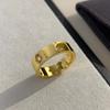 V Oro Versión Alta Serie Amor Tornillo Chapado 18K Anillo Hombres y Mujeres Pareja Anillo Oro Rosa Nicho Sentido de Gama Alta