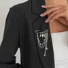 Broche Europeu e Americano Transfronteiriço Quente com Senso de Design de Laço, Temperamento, Coração de Amor, Tassel, Flor, Decorações de Calças para Mulheres