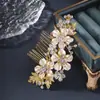 Peine para el cabello de princesa nupcial transfronterizo Aleación de diamante incrustado a mano Peine para el cabello Retro Dorado Floral Traje Xiuhe Accesorios para el cabello
