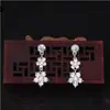 Novos Brincos de Noiva 2025 Cravejados com Estilo Clip de Orelha Brincos Sem Furo Acessórios para Vestido de Brinde Brincos de Joias de Casamento