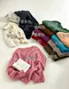 26 Nuevo suéter de punto para mujer, mezcla de lana y cachemira con lentejuelas doradas, cuello en V, top de punto de manga larga para otoño/invierno, estilo casual