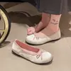 Sapatos de Bico Fino Vermelhos Estilo Francês com Laço Suave para Mulheres com Salto Embutido, Novos Mocassins Casuais Estilo Festa Primavera e Outono 2026