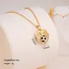 Collar de Fútbol de la Copa del Mundo Transfronterizo Europeo y Americano, Lujo Ligero, Gama Alta, Versátil, Simple y Elegante, Cadena para Clavícula de Acero Inoxidable con Forma de Corazón