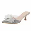 Novedad Primavera y Verano 2025 Zapatillas de Media Punta Puntiagudas con Lentejuelas y Lazo Sandalias de Uso Exterior Estilo Francés Elegante Tacón de Aguja Tacones Altos