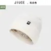 Chapéu de tricô de cetim Amazon transfronteiriço para mulheres, chapéu quente de tricô para uso externo no inverno com forro de seda, chapéu de tricô para homens