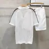 Camisa POLO Retro Americana Vazada Masculina Verão Novo Estilo ins Tendência Design Solto Respirável Gola V Manga Curta Camiseta
