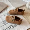 Birkenstocks Infantis da Moda 2026 Outono/Inverno Novo Estilo Sapatos Pequenos de Couro para Meninas Mocassins Retrô Solado Macio Sapatos Individuais para Bebês/Crianças