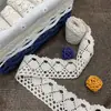 Venta al por mayor de fábrica exquisito calado multicolor 5 cm de ancho encaje de algodón accesorios para bolsas de ropa cortinas textiles para el hogar