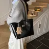 Bolsa Popular de Grande Capacidade para Mulheres 2025 Novo Estilo Simples e Versátil Bolsa de Ombro de Axila Bolsa Tote Casual para Trabalho e Dia a Dia