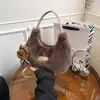 Bolso de mano de felpa de comercio exterior para mujer, nueva colección otoño/invierno 2026, bolso de hombro, bolso cruzado, moderno y popular para el día a día
