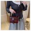 La popular bolsa pequeña cuadrada de moda de este año Bolso de mano estilo coreano para mujer Bolso caja elegante versátil Bolso cruzado casual Lujo ligero