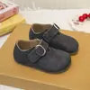 Zapatos Birkenstock retro de suela plana de cobertura total para niñas, nuevos mocasines versátiles de moda otoño 2026, zapatos Mary Jane de suela blanda