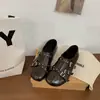 Zapatos Mary Jane con Hebilla de Remache Retro para Mujer Otoño Nuevo Estilo Zapatos Pequeños de Cuero Británicos Suela Suave con Falda Zapatos de Vestir